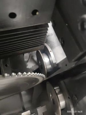 دستگاه تراشیدن تیغه ی CNC با دقت بالا