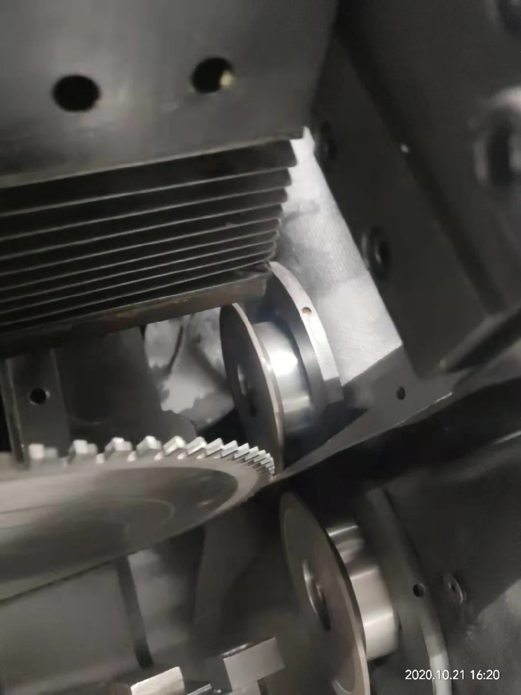 ماشین تراش CNC با دقت بالا تراش و تیز کردن تیغه 4